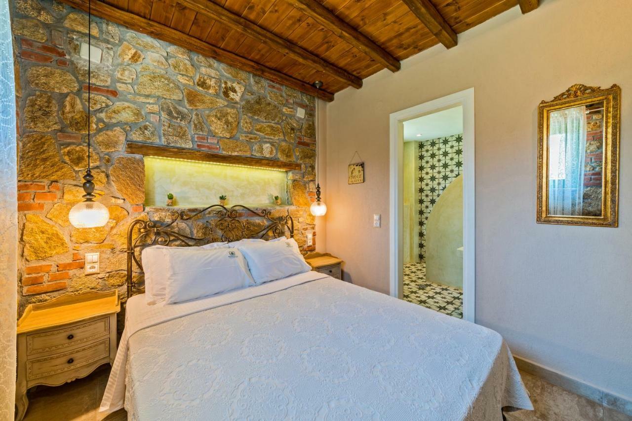 Mediterraneo Luxury Suites Halkidiki Vourvourou Luaran gambar